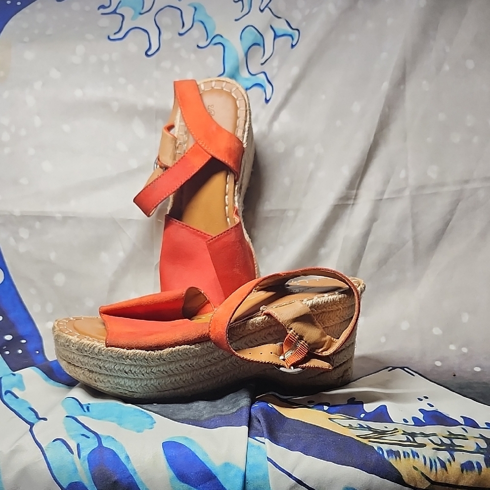 Universal Thread Orange Platform Sandals